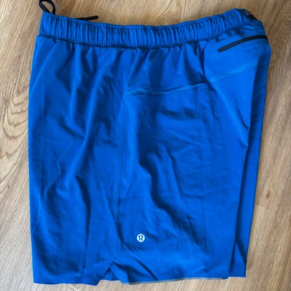 Lululemon Men's 7" Inseam Unlined Teal Blue Shorts EUC Large - Picture 3 of 7